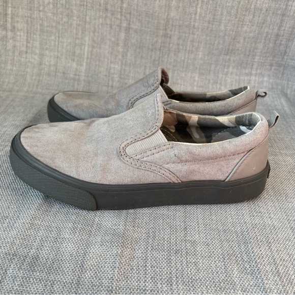 Old Navy Kids Grey Canvas Slip-on Loafer Sneakers Size 3 Casual Comfort Shoes - Picture 5 of 13
